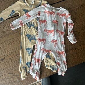 kate quinn baby Footies